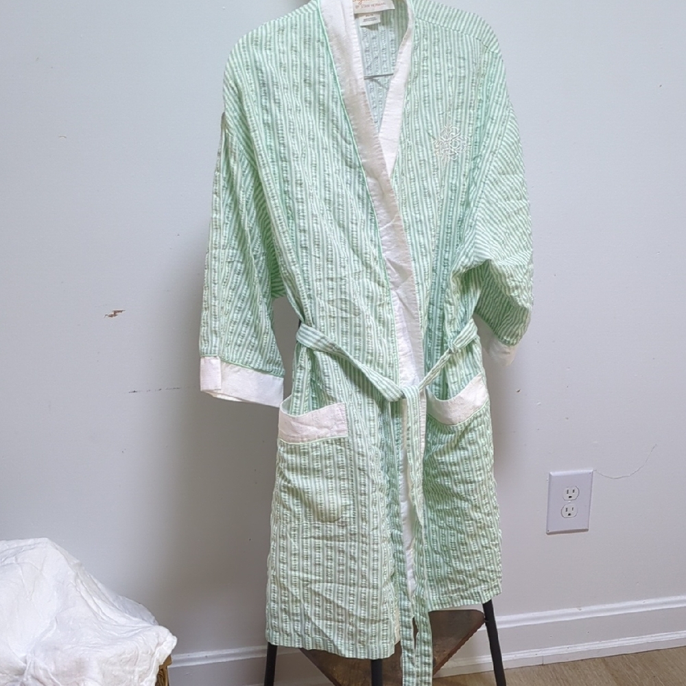 Striped Mint and White‎ Women's Robe